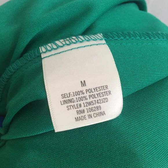 miami Ruffle Floral Romper Sleeveless Green Medium Spaghetti Straps Francesca's - Picture 9 of 10